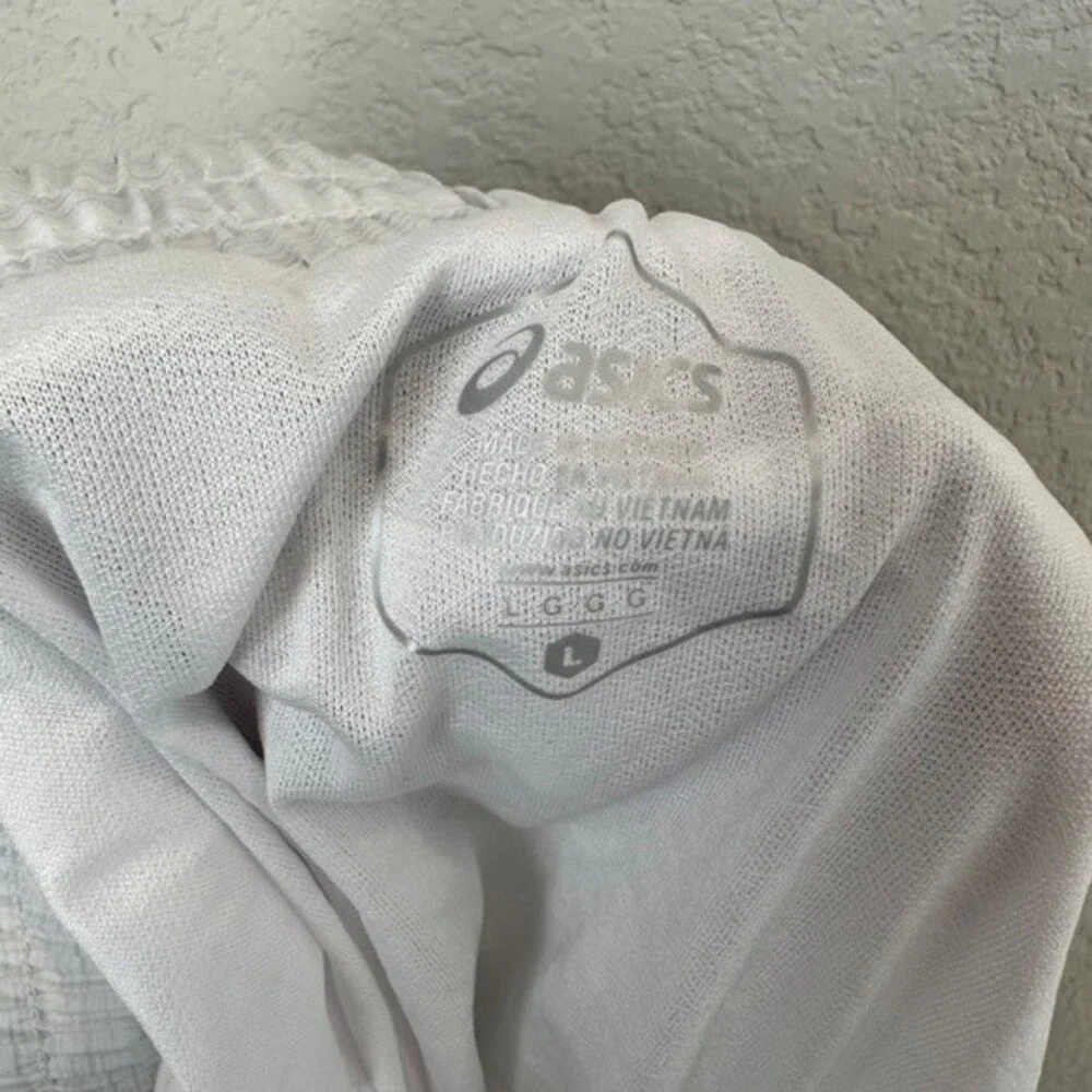NWT Asics White & Blue High Rise Running Shorts - Size Large